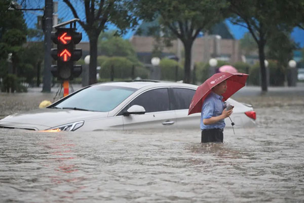 鄭州特大暴雨千年一遇圖片1